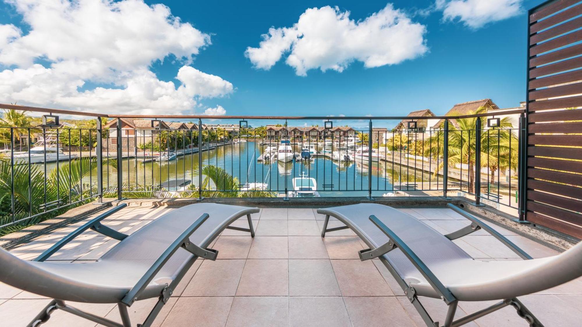 La Balise Marina By Horizon Holidays Tamarin Bagian luar foto